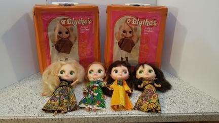 Kenner Blythe Dolls with Cases 9-23